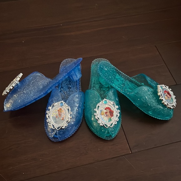 Disney Princess Toddler play heels - Picture 2 of 4